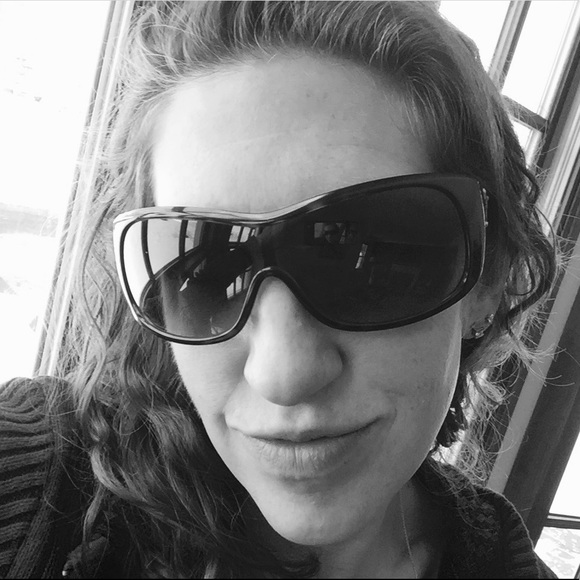 Meet your Posher, LD - Picture 1 of 1